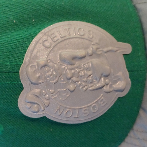 Celtics hat - Picture 2 of 8